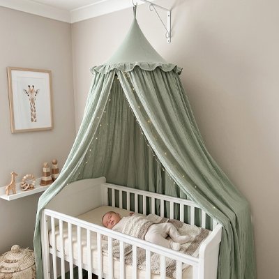 Ciel de lit pour la decoration de la chambre bebe