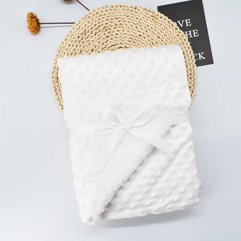 Couverture polaire pour bébé blanche minky à bulles avec ruban