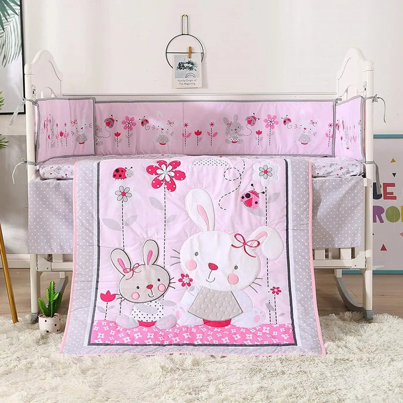 Tour de lit et couette bébé fille lapins roses | Jardin de Lapins
