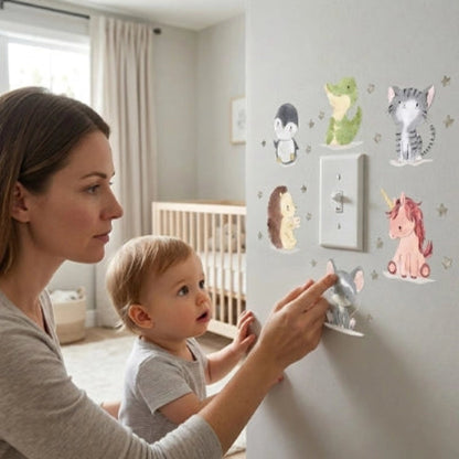 Mère et enfant découvrent le sticker repositionnable chambre bébé ensemble
