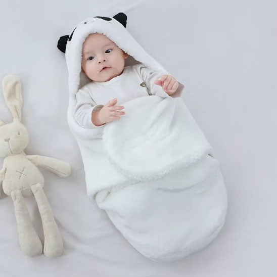 Nid d’ange bébé blanc avec capuche et oreilles