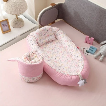 Reducteur de lit bebe fille confortable et molleux