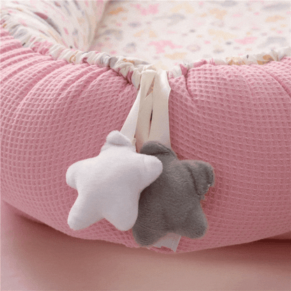 Reducteur de lit bebe filleencoton