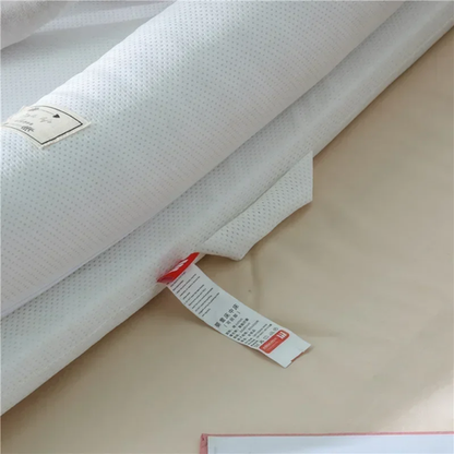 Réducteur de lit respirant pour bébé