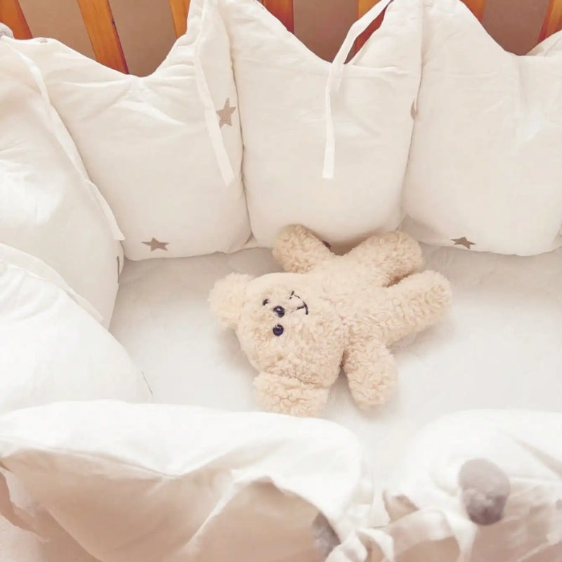 Tour de lit bébé blanc couronne étoilée 200 cm