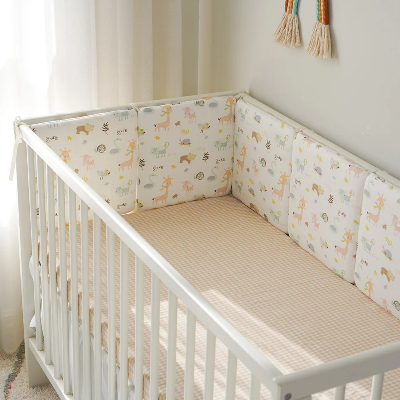 Tour de lit bébé motif animal 6 pièces

