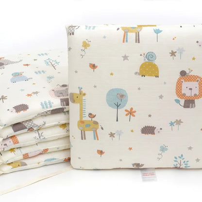 Tour de lit en coton six panneaux de 30 × 30 cm