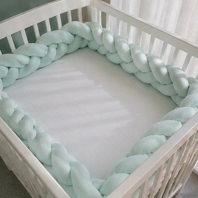 Berceau avec tresse de lit verte tressée