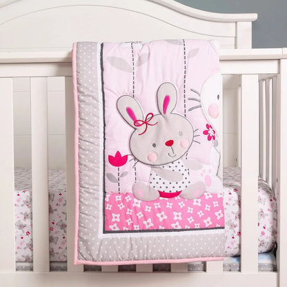 couette bébé fille lapin gris et bordure à pois