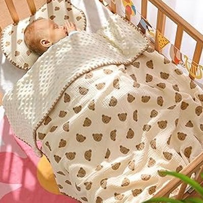 couverture bébé beige motif d'our