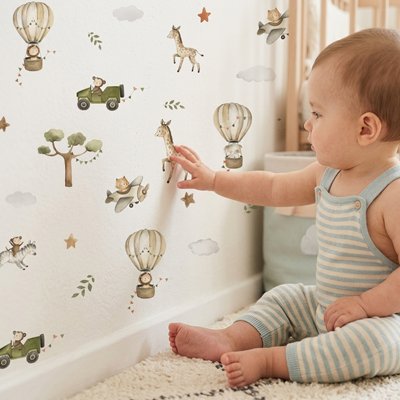 stickers muraux chambre bébé pose facile sur surface lisse et propre