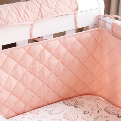 Tour de lit bébé – respirant et protecteur